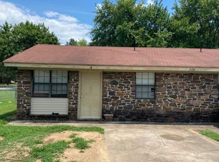 206 N 35th St #B, Van Buren, AR 72956
