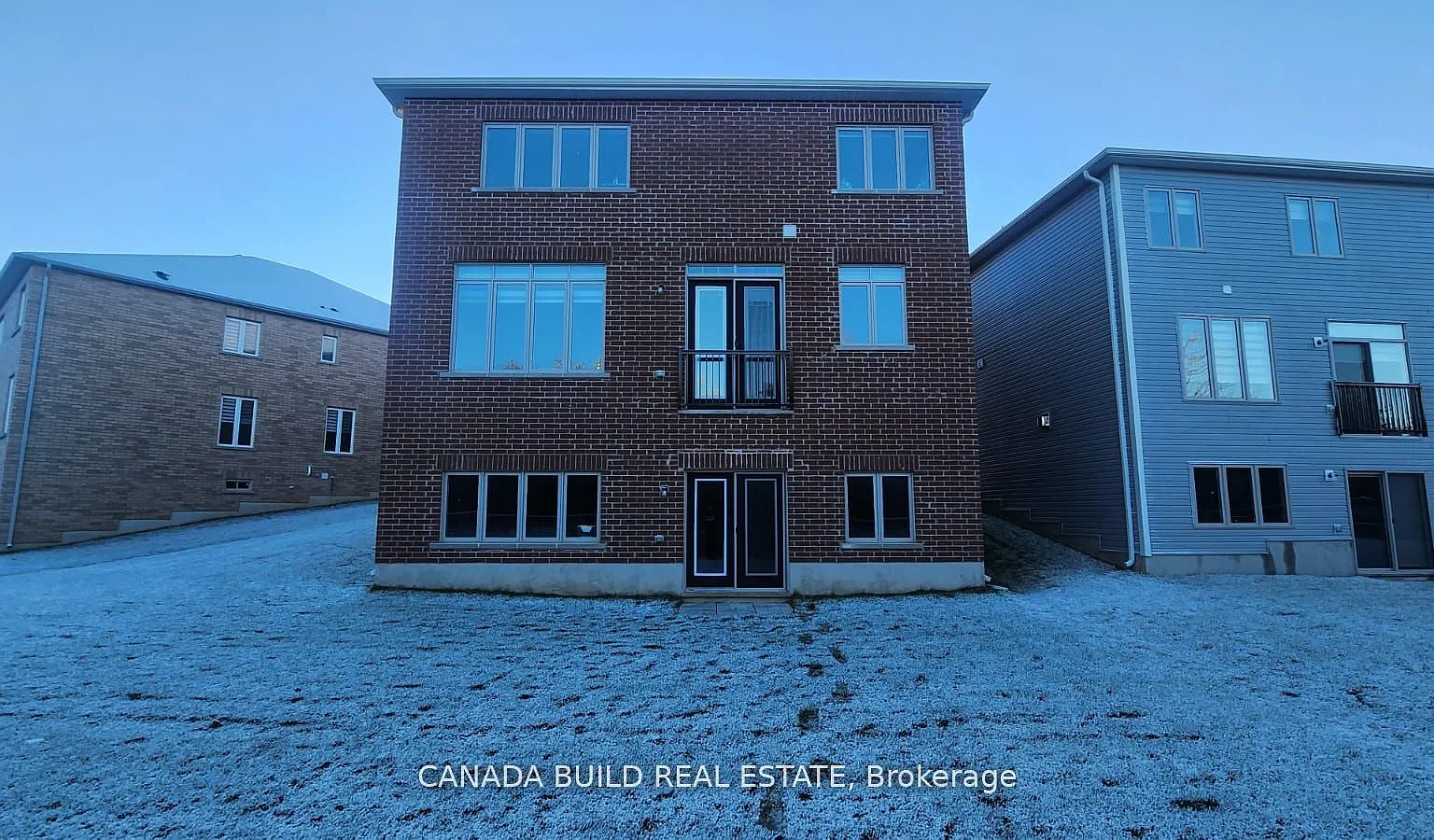7 bed, $4,000 — Photo 2