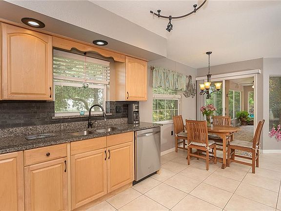 5th image of 185 Apollo Dr
