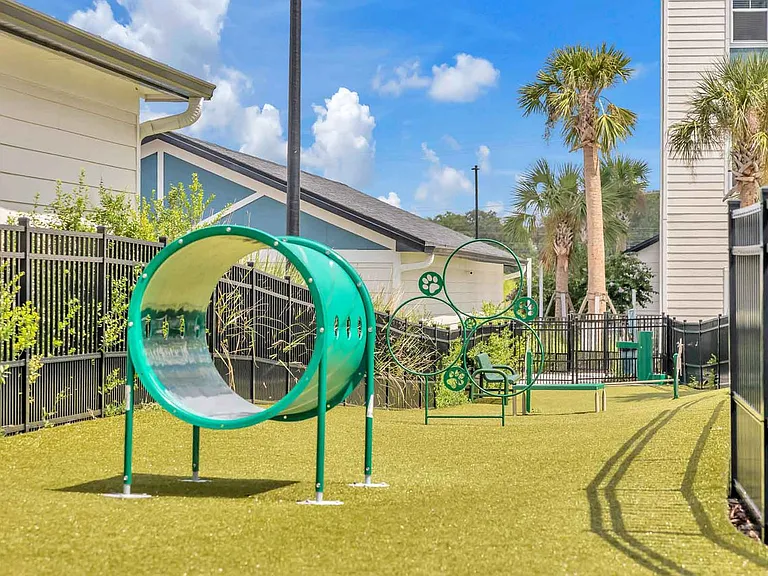 Trevesta Place Apartments general photo