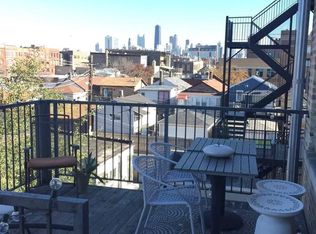 1222 W Hubbard St APT 3R, Chicago, IL 60642