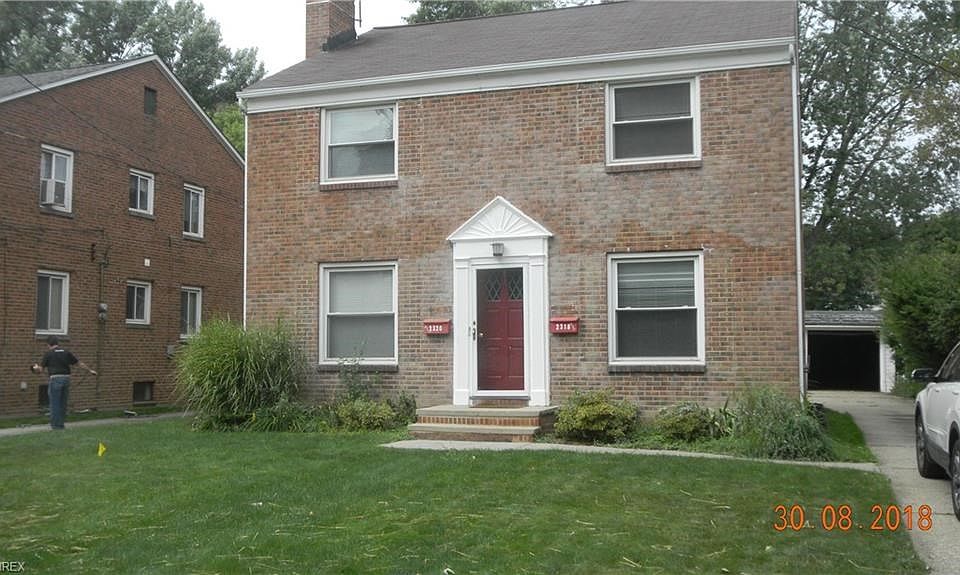 1st image of 2318 Lakeview Ave