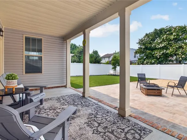 1429 Waltham Ln, Newport News, VA 23608
