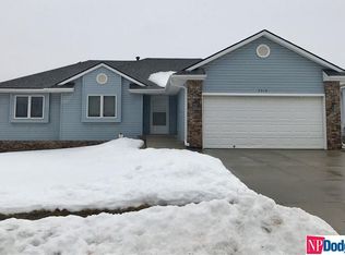 7514 Vane St, Omaha, NE 68122