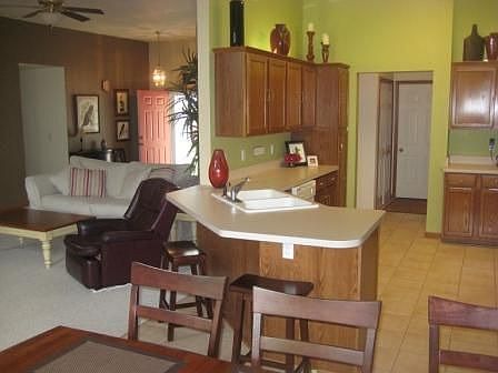 kitchen/family room