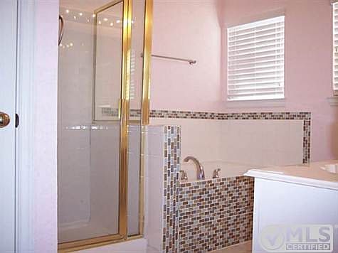5th image of 2312 Pagoda Oak Dr