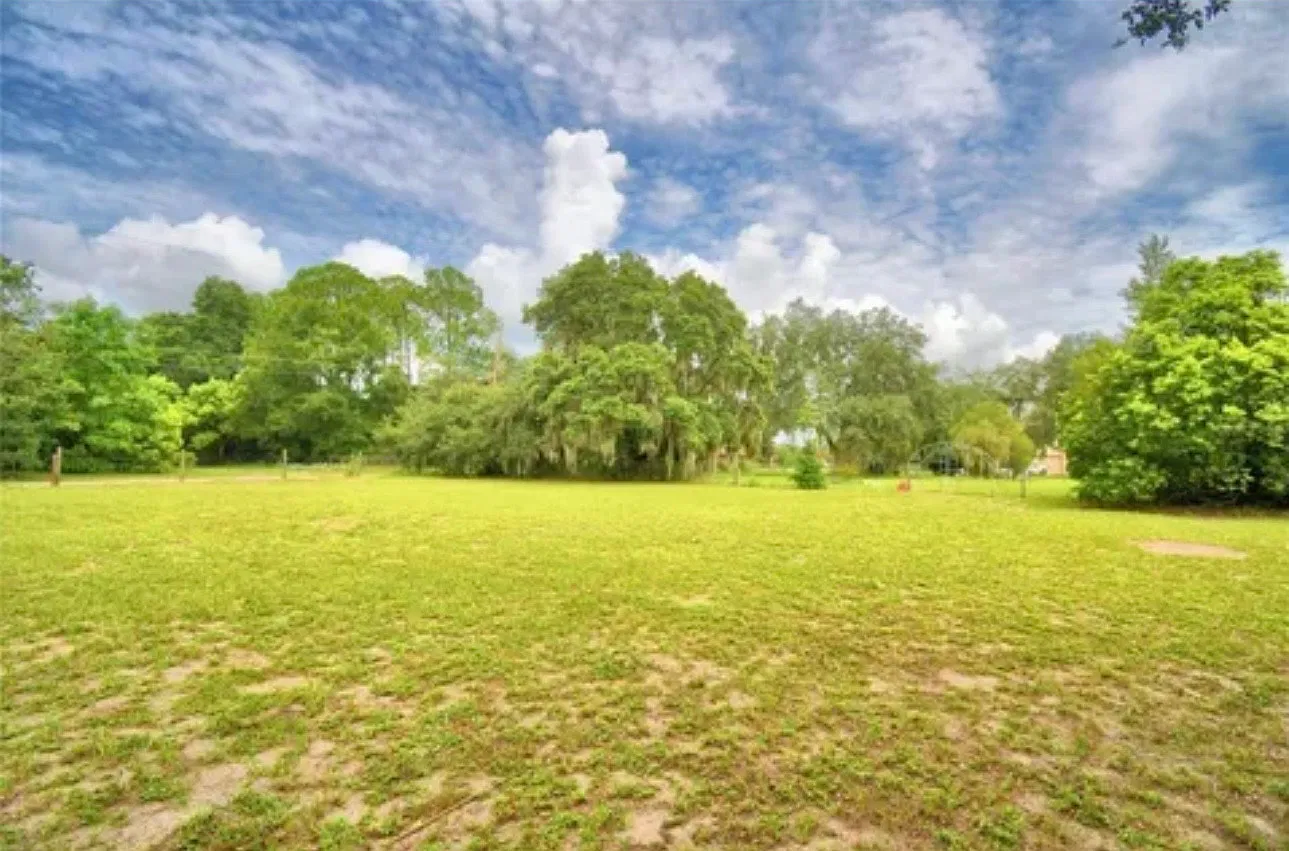 3 bed, 2024 sqft, $2,700 — Photo 4