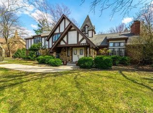 1431 Prestwick Dr, Schererville, IN 46375