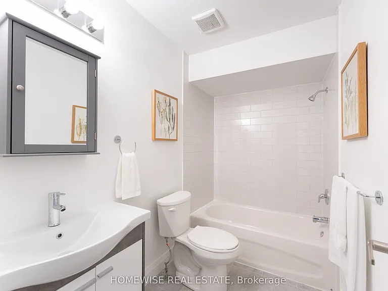 240 Ormond Dr #D6 — Photo 21