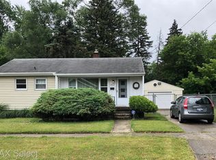 1525 Pettibone Ave, Flint, MI 48507