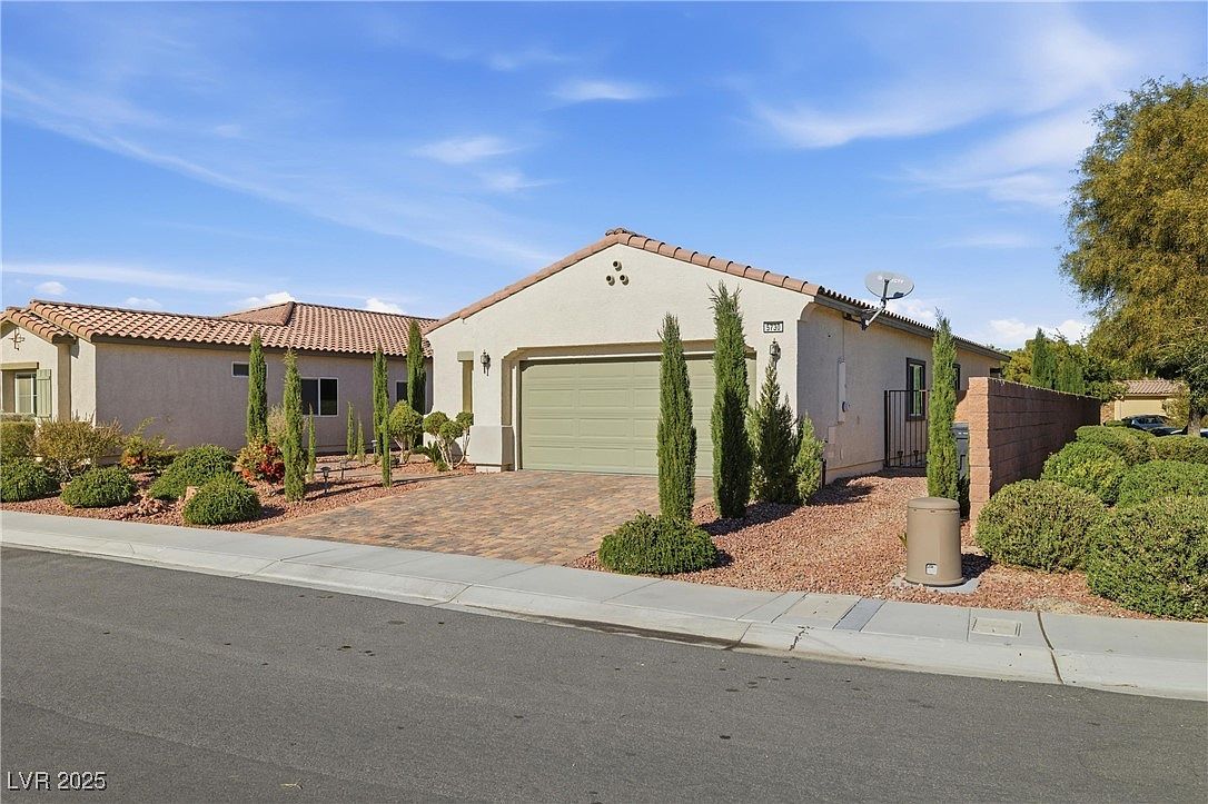 5730 E La Campana Dr