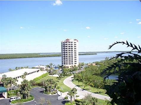 3rd image of 8771 Estero Blvd Penthouse 8