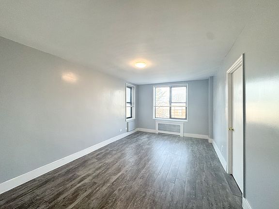 3rd image of 9425 57th Ave APT 5H