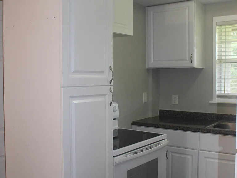 12667 88th Pl N #GUEST HOUSE — Photo 5