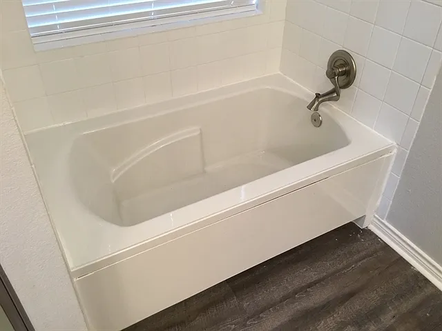3506 Pine Tree Dr — Photo 12