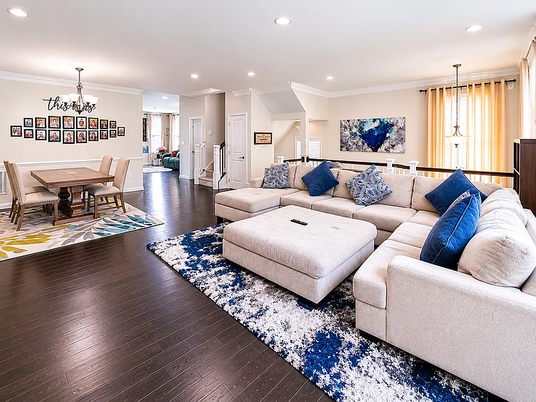23745 Hopewell Manor Ter — Photo 9