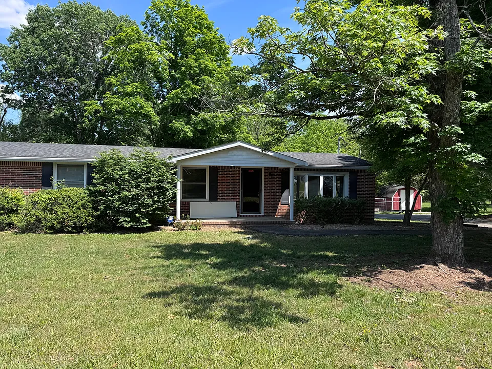 2300 Sun Valley Cir