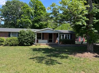2300 Sun Valley Cir, Cookeville, TN 38501