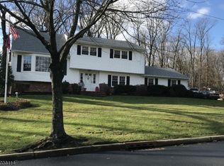 51 Tarn Dr, Morris Plains, NJ 07950