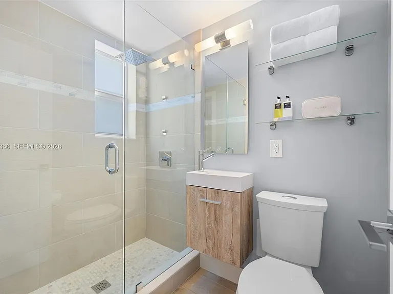 6330 SW 79th St #4 — Photo 7