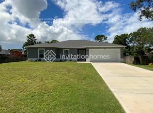 190 Aquarius Ave SE, Palm Bay, FL 32909