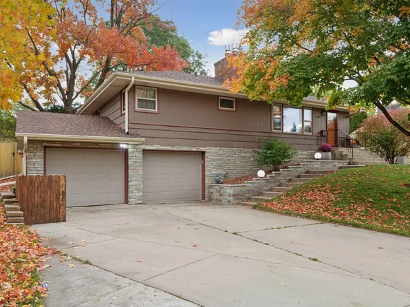 2900 Sumter Ave N, New Hope, MN 55427