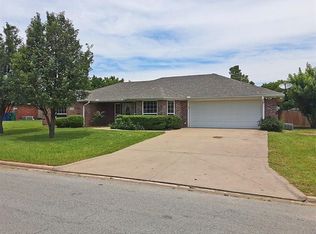 214 Bryant St, Pottsboro, TX 75076