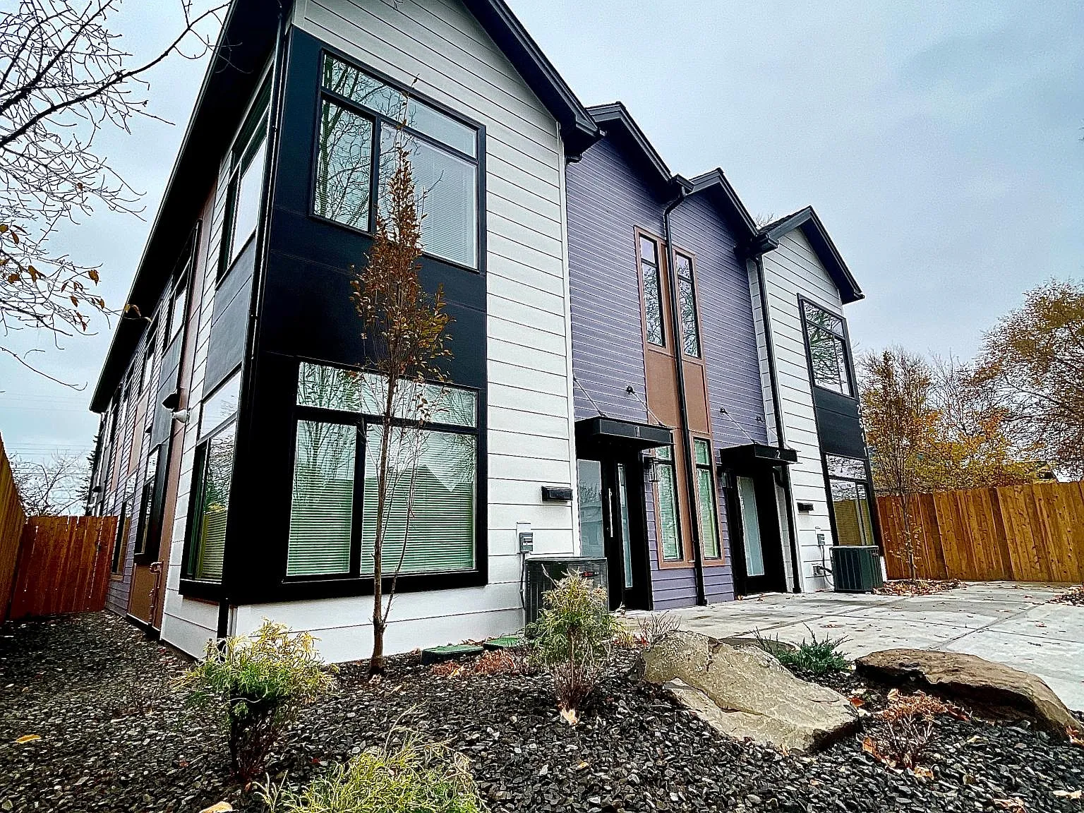 2511 N Hamilton St — Photo 1