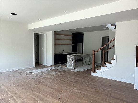 5th image of 11706 W 181st Ter