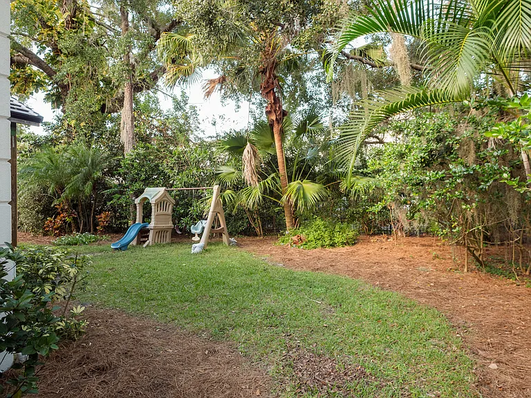 10457 Cromwell Grove Ter — Photo 29