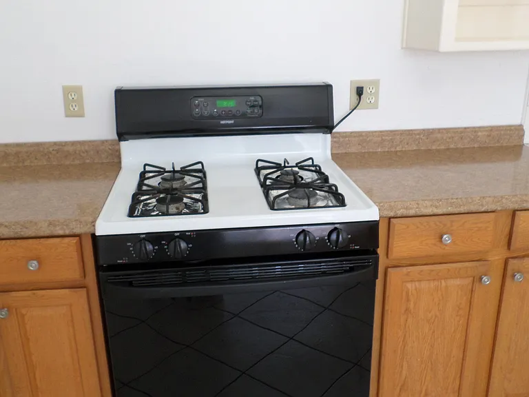 2613 Muscatel Ave — Photo 15