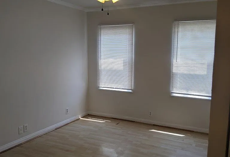 2213 Carmona Ave — Photo 19