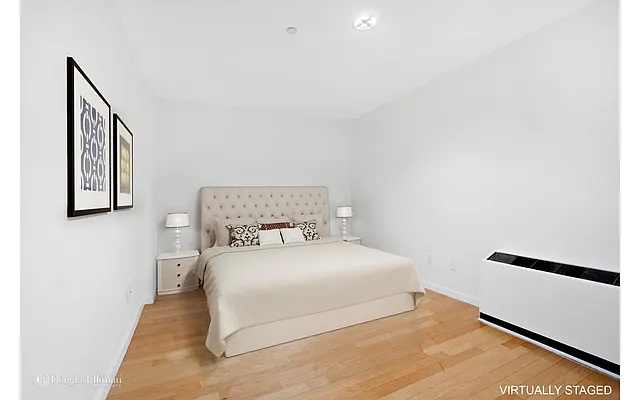 Rented by Douglas Elliman | media 16