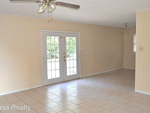 3rd image of 1309 Hammond Dr