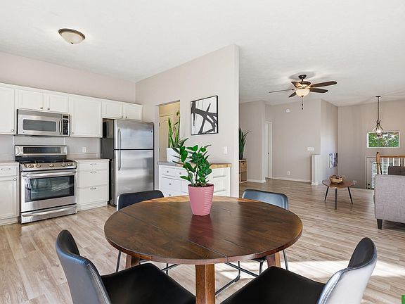 5th image of 10605 S 25th Ave
