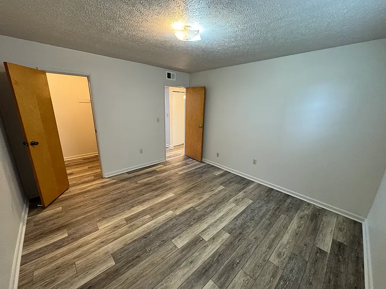 7308 Six Mile Ln — Photo 24