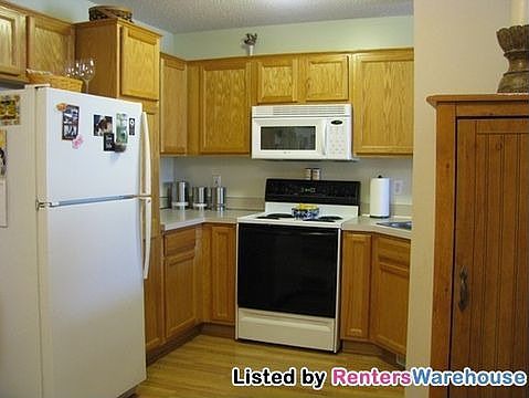 5th image of 540 Aqua Cir