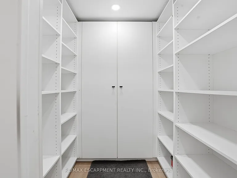 108 Greenshire Dr — Photo 35