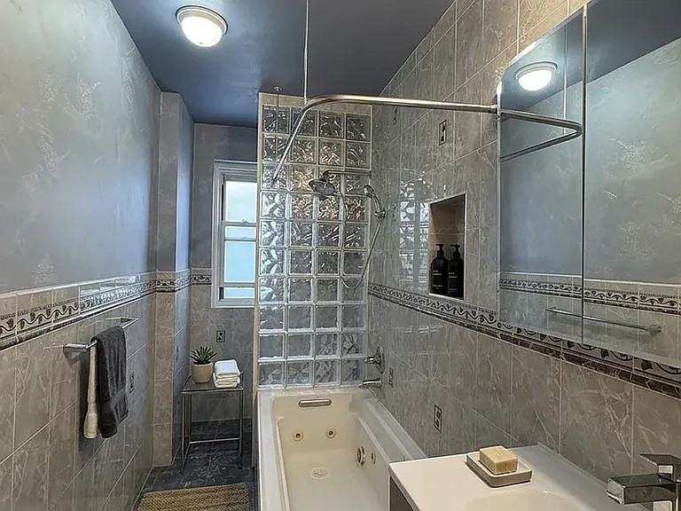 300 W 53rd St #3D — Photo 6