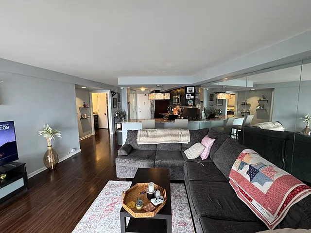 300 N State St #4828 — Photo 8