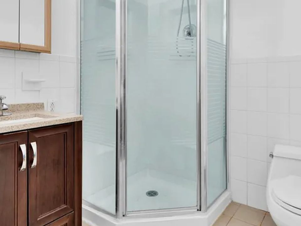 2nd image of 705 9th Ave APT 5A