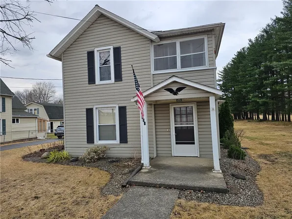 256 E Franklin St, Horseheads, NY 14845