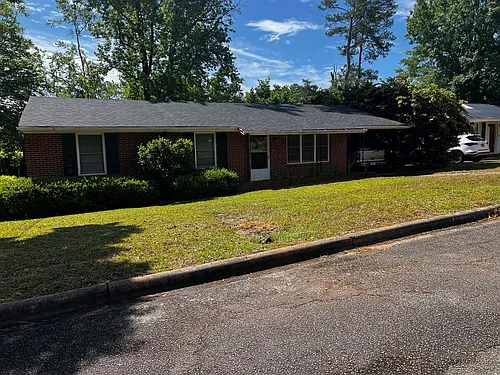 1224 Oakdale Rd Photo 1