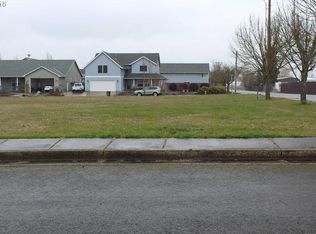 617 Luscombe St, Independence, OR 97351