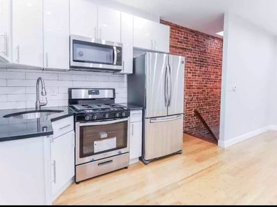 58 Fountain Ave, Brooklyn, NY, 11208