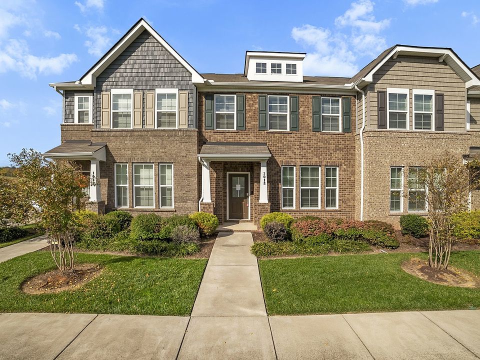 1st image of 1015 Henley Ln