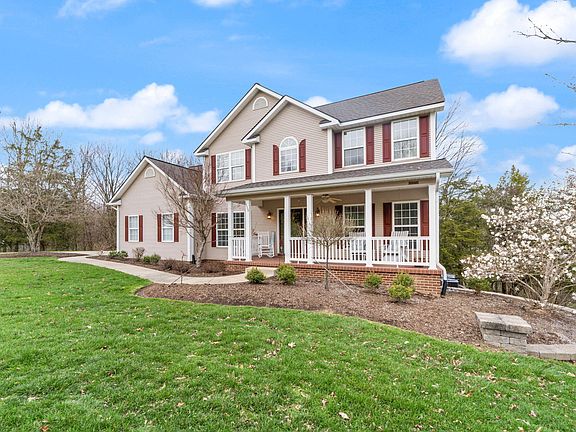 2nd image of 115 Winding View Trl