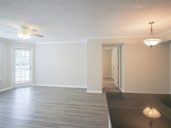 4th image of 3313 Haviland Ct APT 202