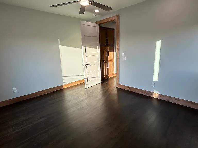 20980 Cortona Dr — Photo 5