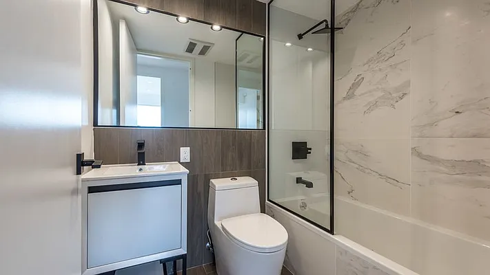 Rented by Nooklyn NYC LLC | media 66